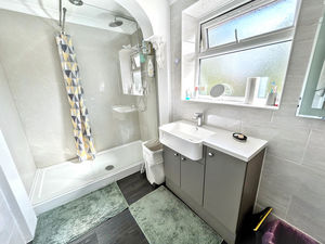 Photo 15- click for photo gallery